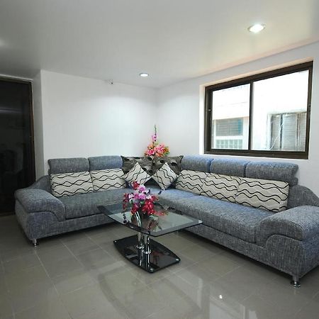 Patong Budget Rooms Exterior photo
