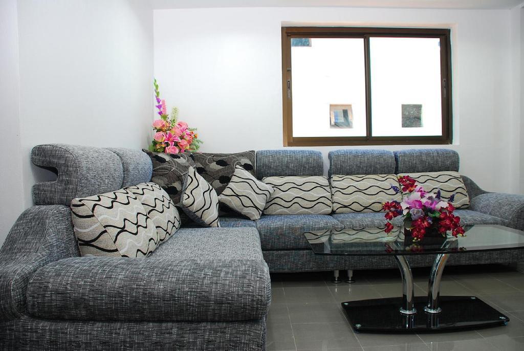 Patong Budget Rooms Exterior photo