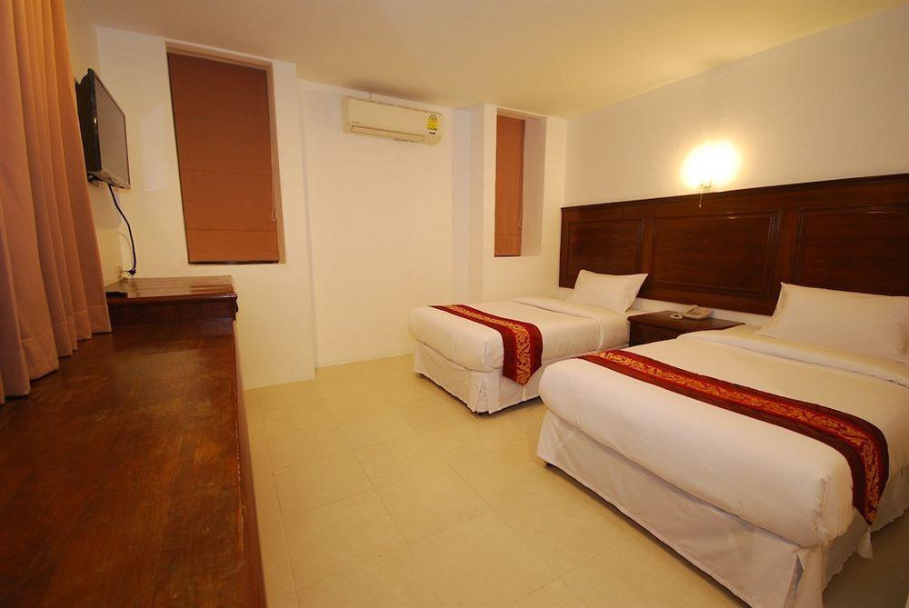 Patong Budget Rooms Exterior photo